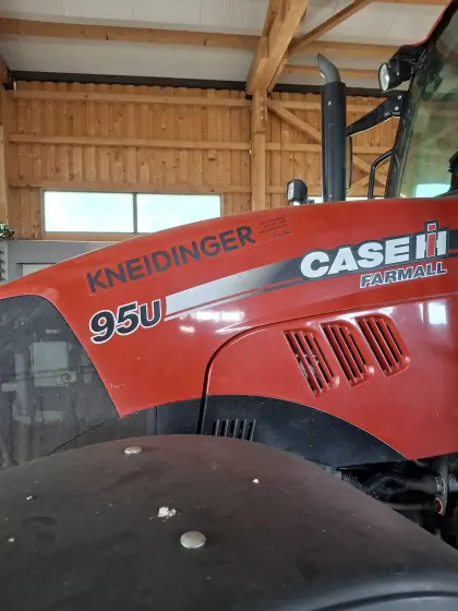 Case Farmall 95U