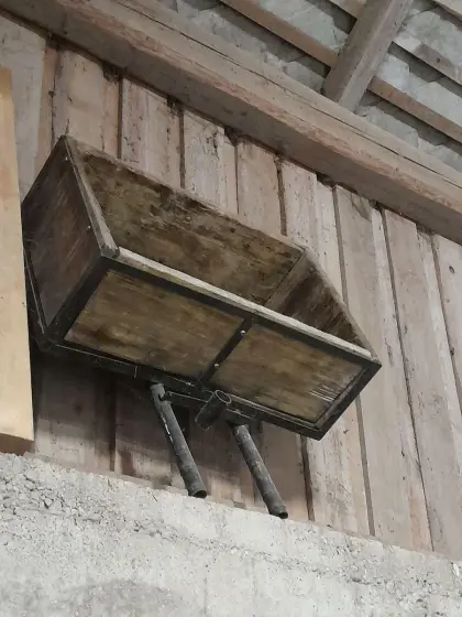 Frontkiste, Forstkiste Steyr 8055