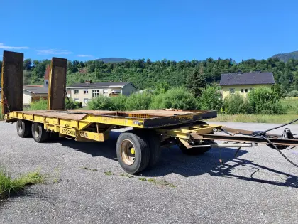 Schwarzmüller Tieflader