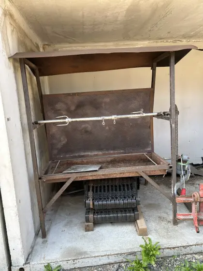 Spanferkelgriller