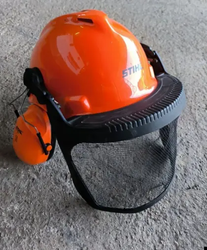 Forsthelm Stihl