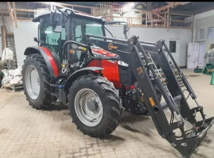 Massey Ferguson 5711