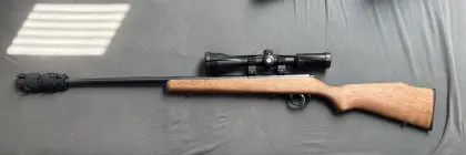 Marlin XT .17HMR, Hawke Vantage 4-12x50, Stalon RF