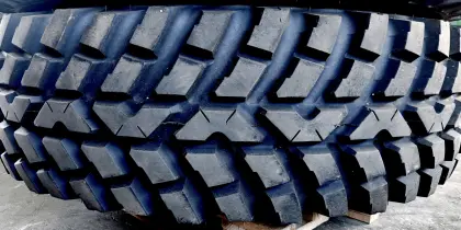 Komplettsatz Nokian TRI 2 Fendt 200, 360/80R24, 440/80R34