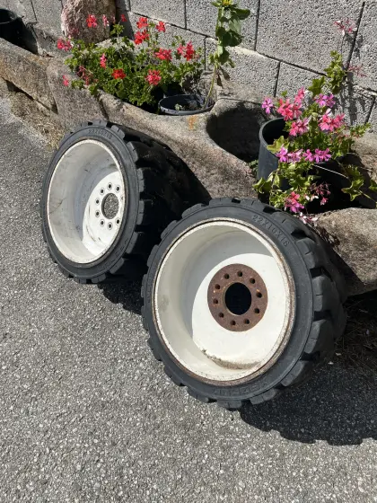 Räder von Stapler/Steiger