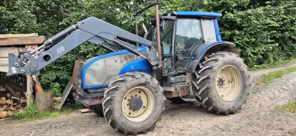 Valtra T121