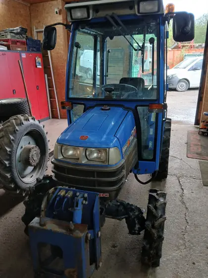 Iseki TM217