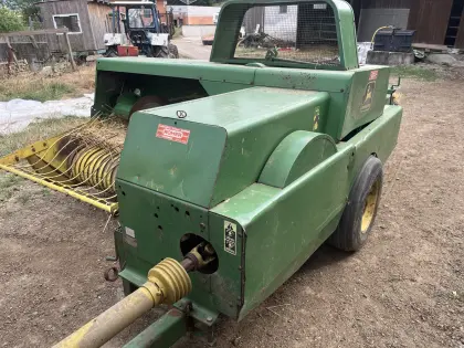 John Deere 332-A