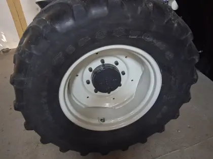 Kompletträder zu Steyr 9000
