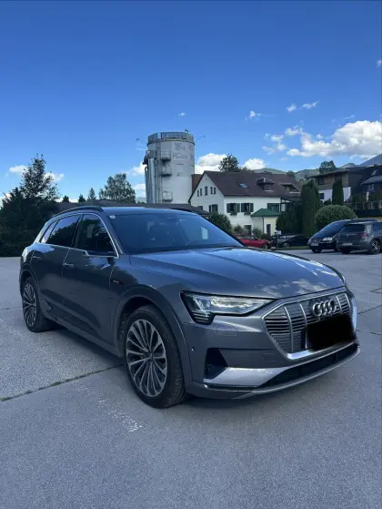 Audi e-tron 55 quattro S line