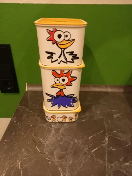 3 Tupperware-Dosen mit Motiven