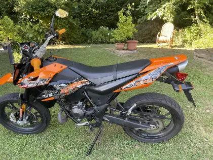 KSR Moto Moped