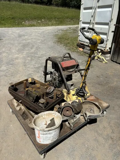Rüttelplatte, Wickelnetz, Dieseltank, Stapler, Schneefräse Wacker DPU6055, Fiat BI15C