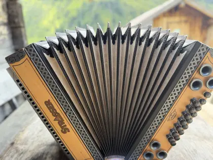 Strasser Hoamat G C F B