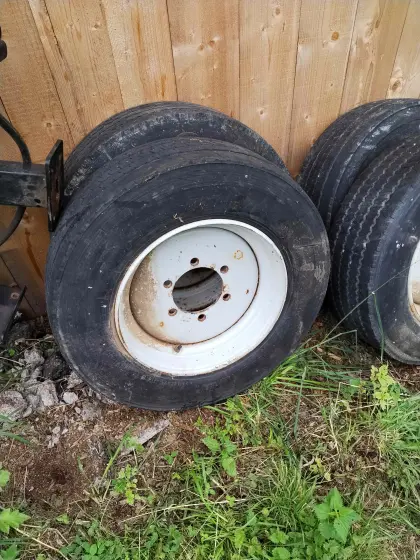 4 Felgen 8.25x19.5