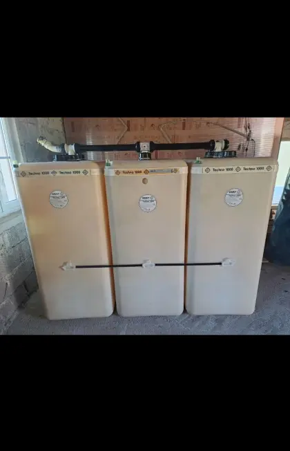 3 x 1.000 l Dieseltanks, Hoftankstelle, Heizöltanks