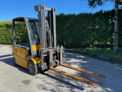 Jungheinrich EFG 430 SP G+E 115-550 DZ Triplex Freihub