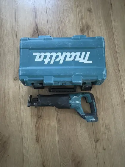 Makita DJR 187 Akku-Säbelsäge/Reciprosäge/Fuchsschwanz Makita DJR 187