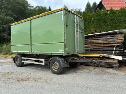 Hackgutkippanhänger Riedler-Krone