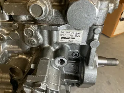Neue Fuel Injection Pump Yanmar 20180420 / D382 3J26