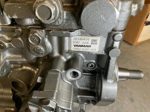 Neue Fuel Injection Pump Yanmar 20180420 / D382 3J26