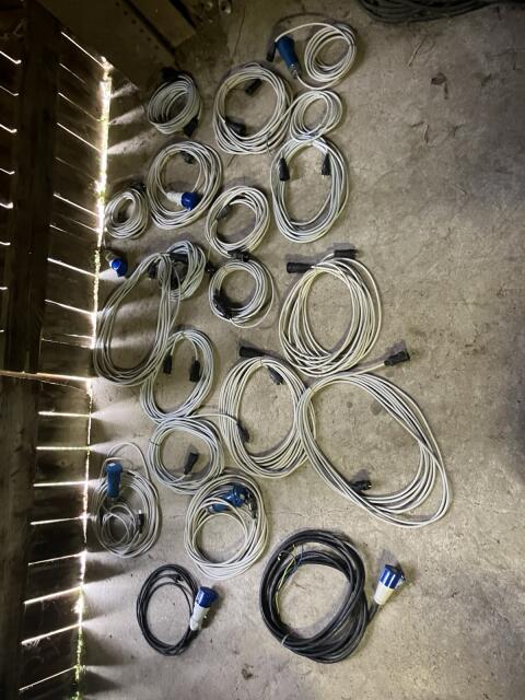 Verschiedene el. Kabel