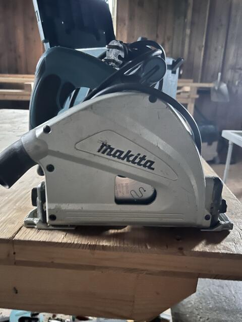 Makita Tauchsäge