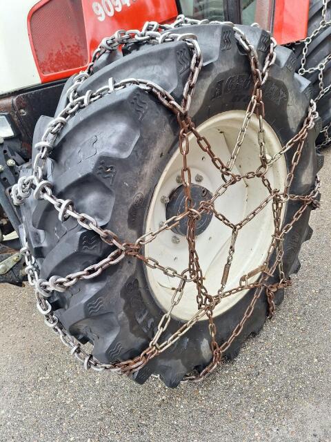 Schneeketten 14.9 R28 oder 14.9-28 oder 380/85 R28