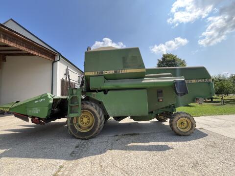 John Deere 1065