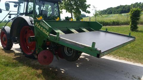Hassia Kartoffelpflanzmaschine