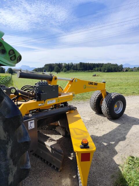 Gutzwiller LNG 360 Planierschild, Wegehobel V-Schild