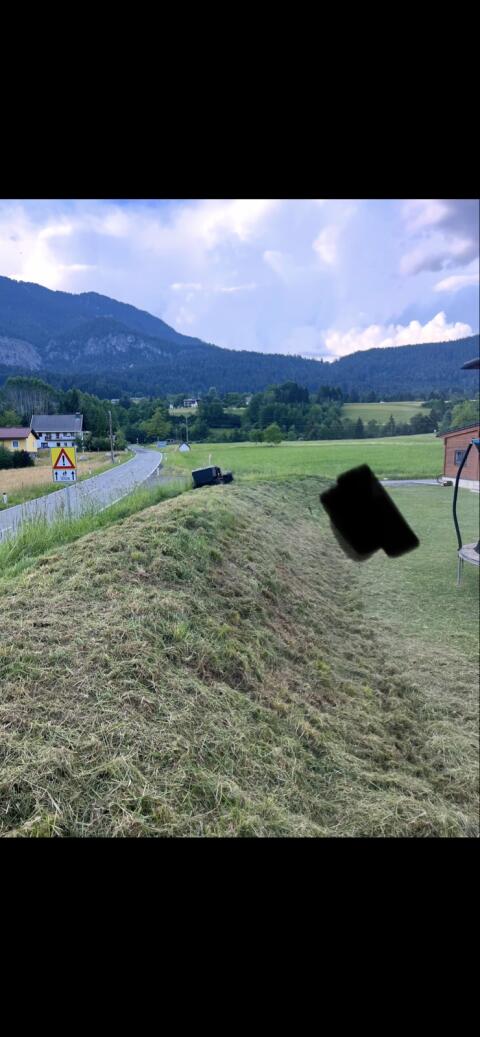 Biete Mäharbeiten