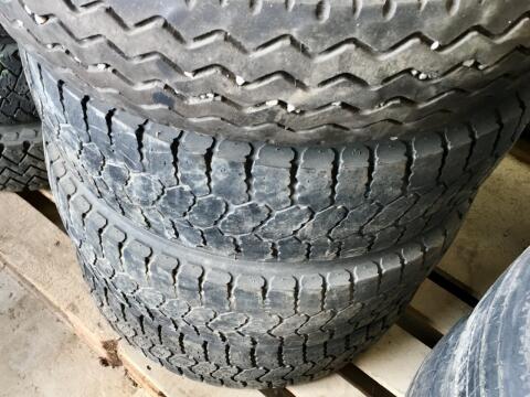 LKW-Reifen 8,5x17,5