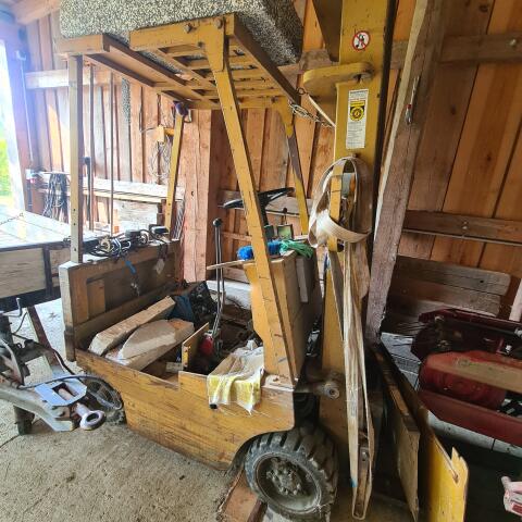 Stapler Hubmast 4 m TCM M400-316