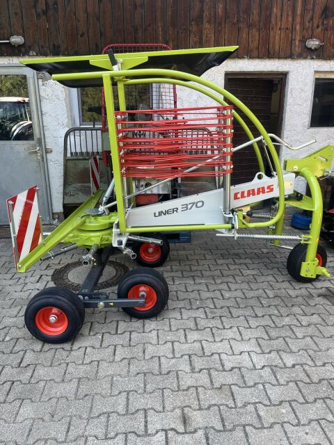 Claas Liner 370