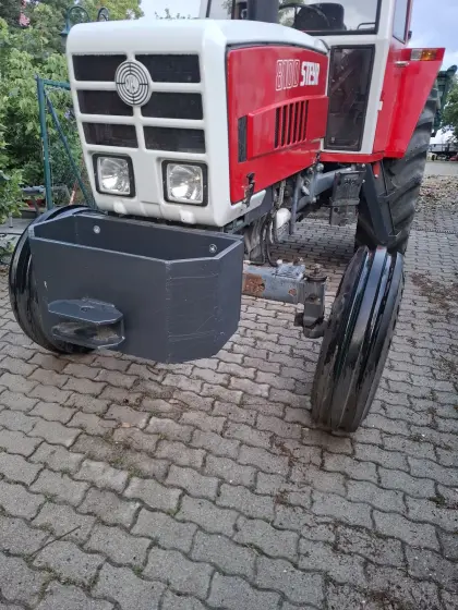 Steyr 8100