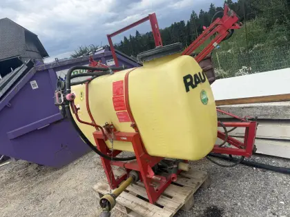 Feldspritze 9 m breit RAU