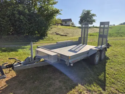 Verkaufe Baumaschinenanhänger Pongratz PMT 360/180T