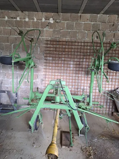 Stoll hydr. Z550 Kreiselwender