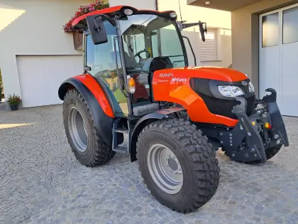 Kubota M4072