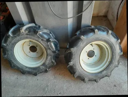 Kompletträder Motormäher Aebi AM 20