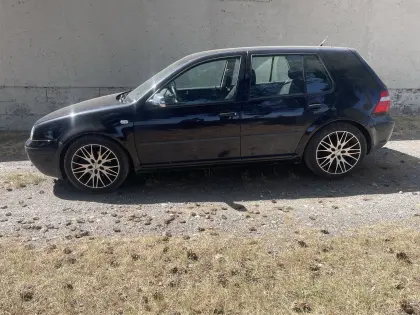 VW Golf 4