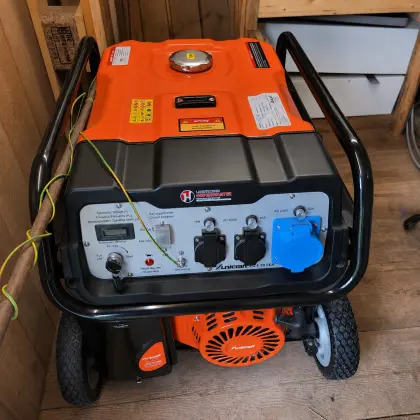 Unicraft PG-E 90 SEA Stromerzeuger, 7,5 kVA, nur 104 Bstd.