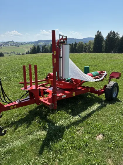 Kverneland Rundballenwickler 7730