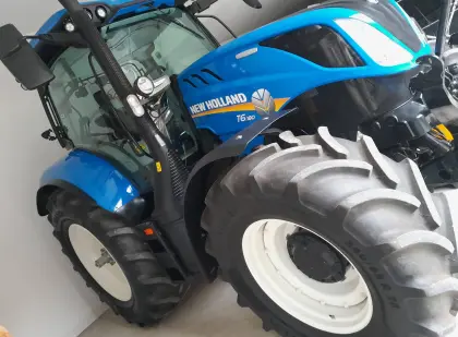 T6.180 mit 2 Jahren Vollgarantie inkl. New Holland T6.180