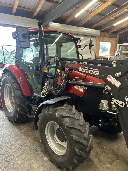 Traktor Case Farmall 75 C