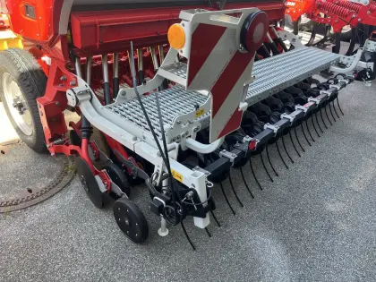 Suche Striegel Vitasam 3000 (Pöttinger)