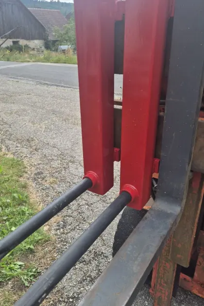 Rundballenspieß 1,1 m Zinken