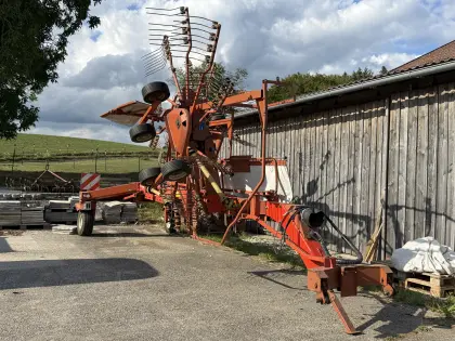 Kuhn Schwader GA 7302 DL (Bj. 1995)