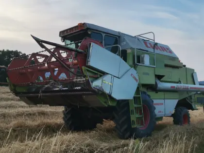 Claas Dominator 98 SL